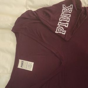VS Maroon Tee-shirt